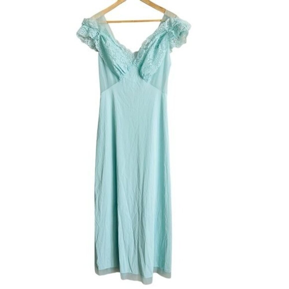 Vintage 1970’s Vanity Fair teal pale Blue Slip Dress Size 36 Small With Lace - Picture 2 of 10